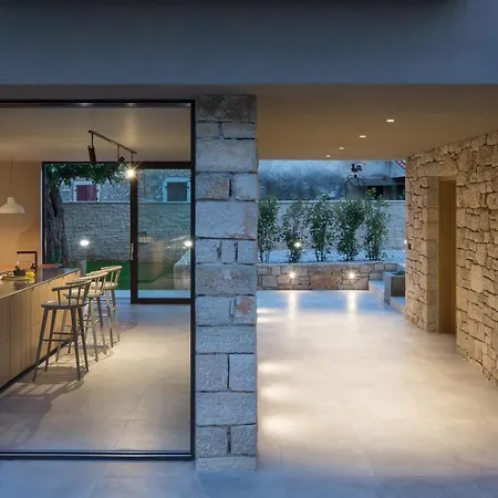 Villa Modern Melon With Outdoor Pool In Porec *