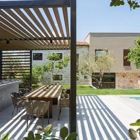 Modern Melon With Outdoor Pool In Porec