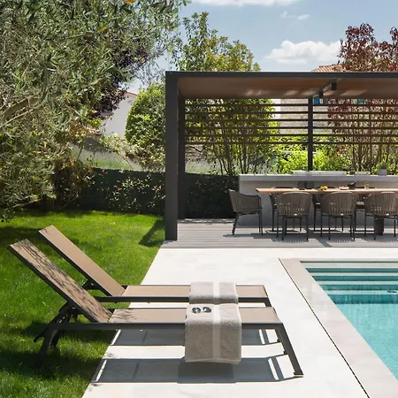 Modern Melon With Outdoor Pool In Porec Villa
