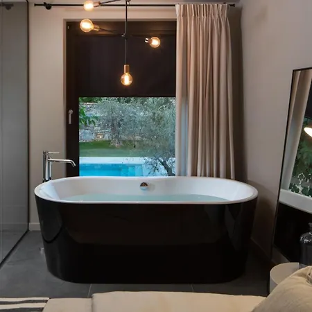Modern Melon With Outdoor Pool In Porec *