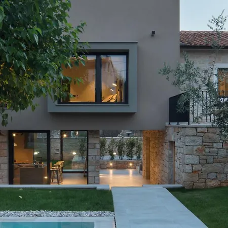 Modern Melon With Outdoor Pool In Porec * Kirmenjak